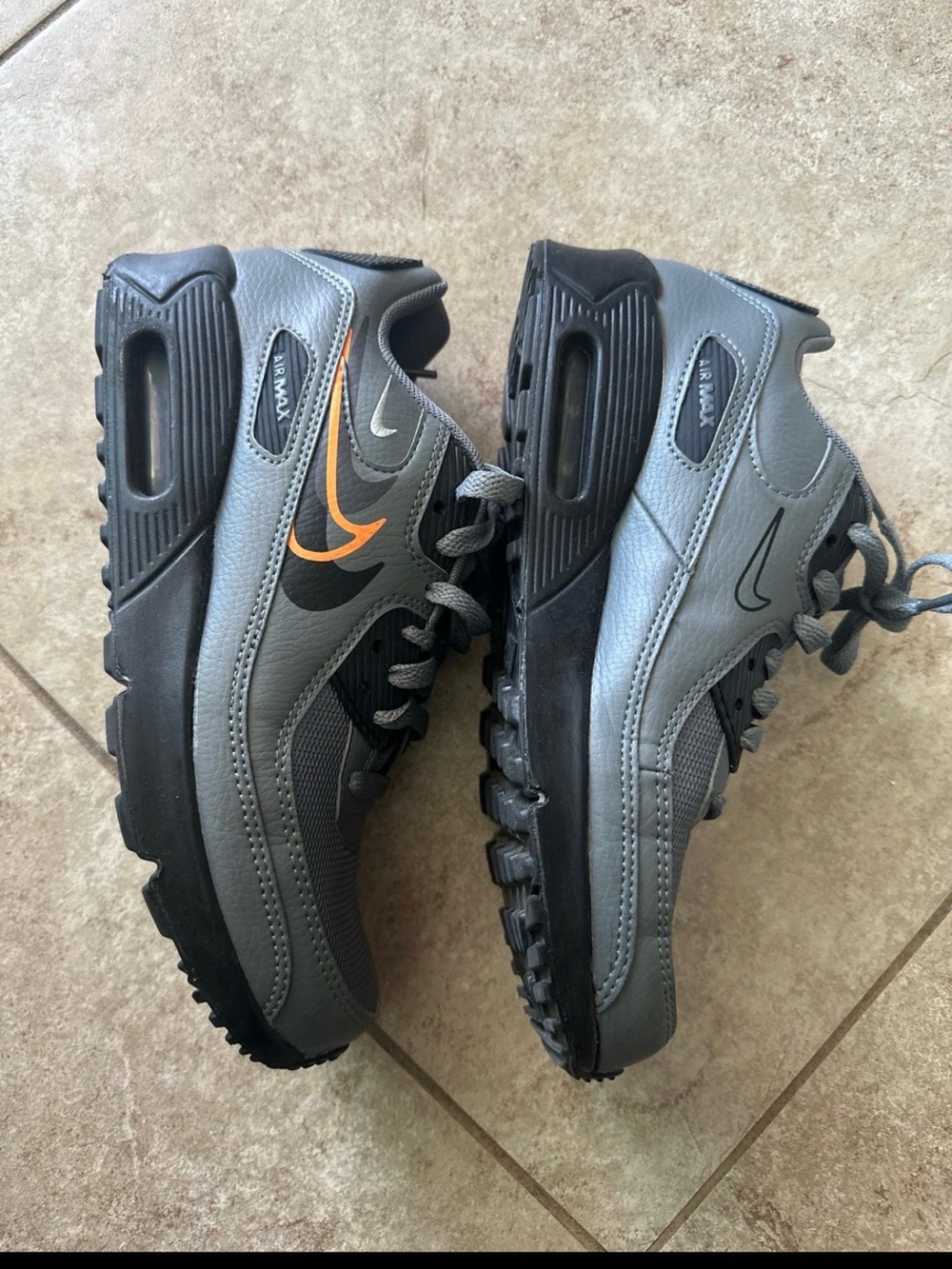 Nike Air Max Kids - Picture 2 of 4